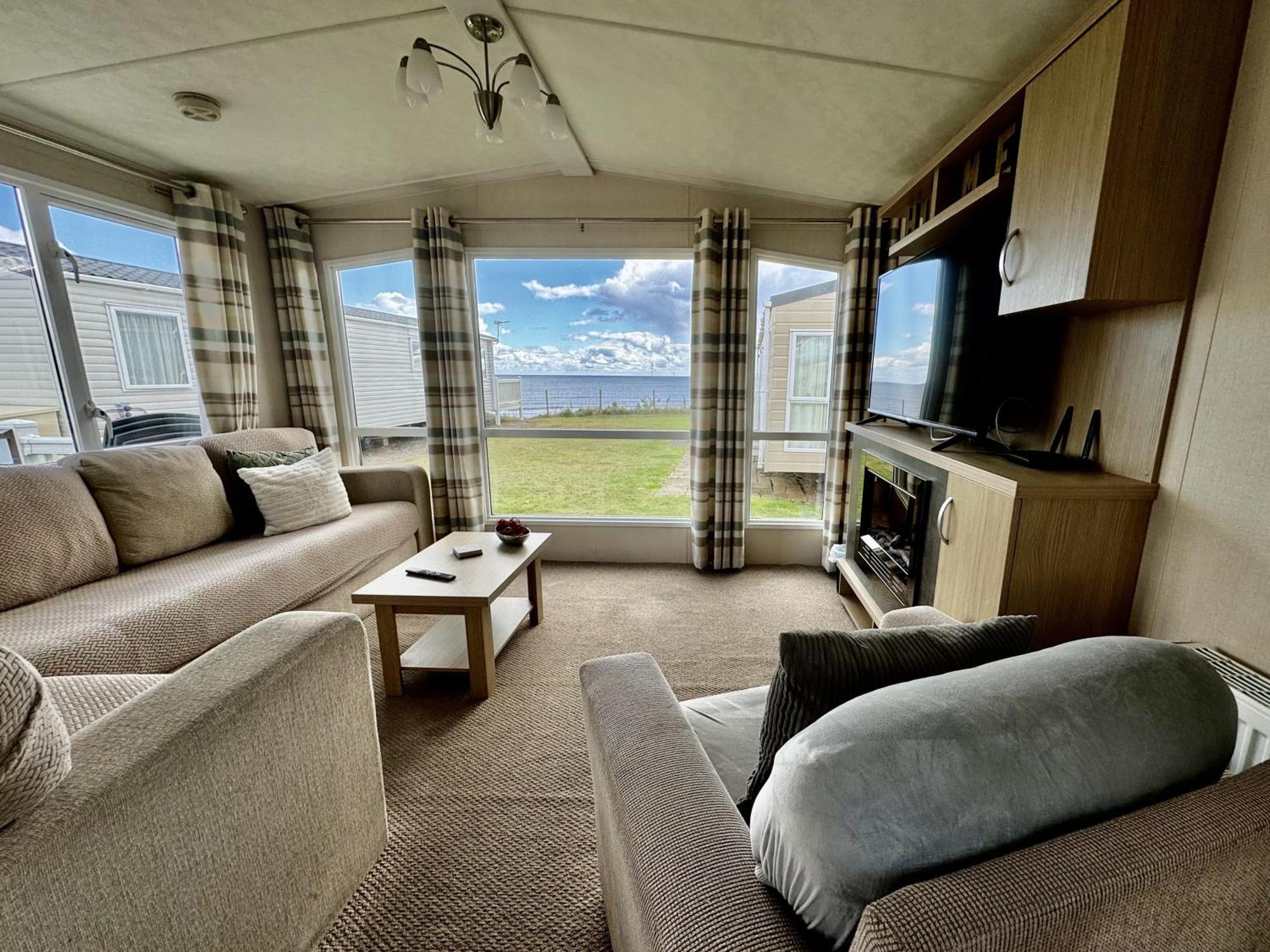 New Sea View Platinum Caravan With Huge Decking Newcastle-upon-Tyne Exteriör bild