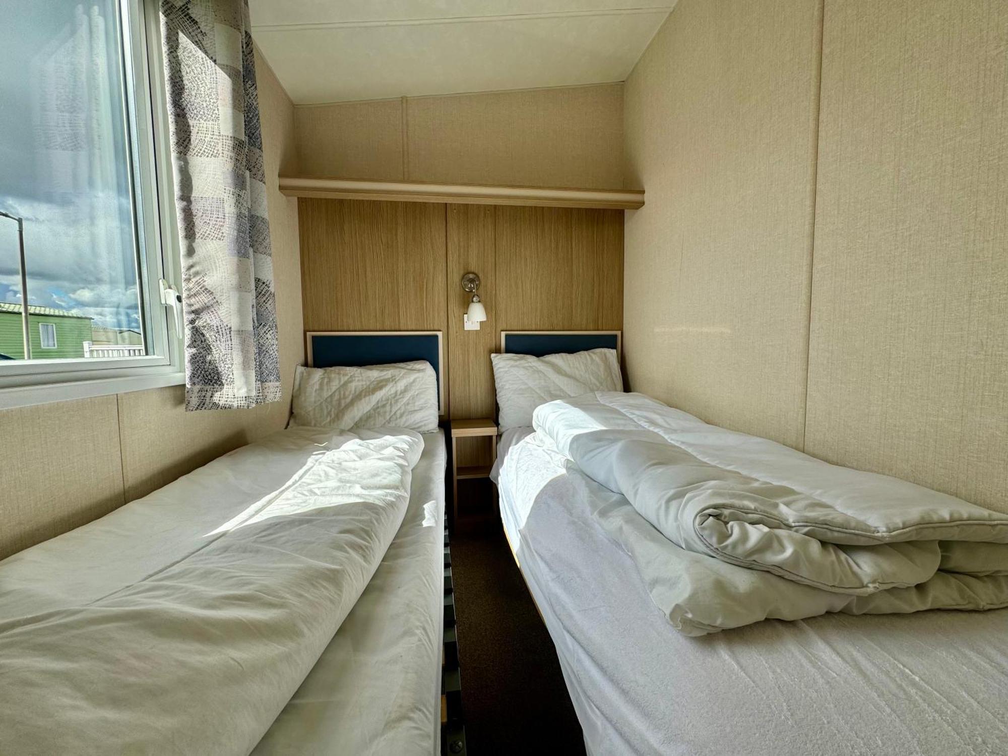 New Sea View Platinum Caravan With Huge Decking Newcastle-upon-Tyne Exteriör bild